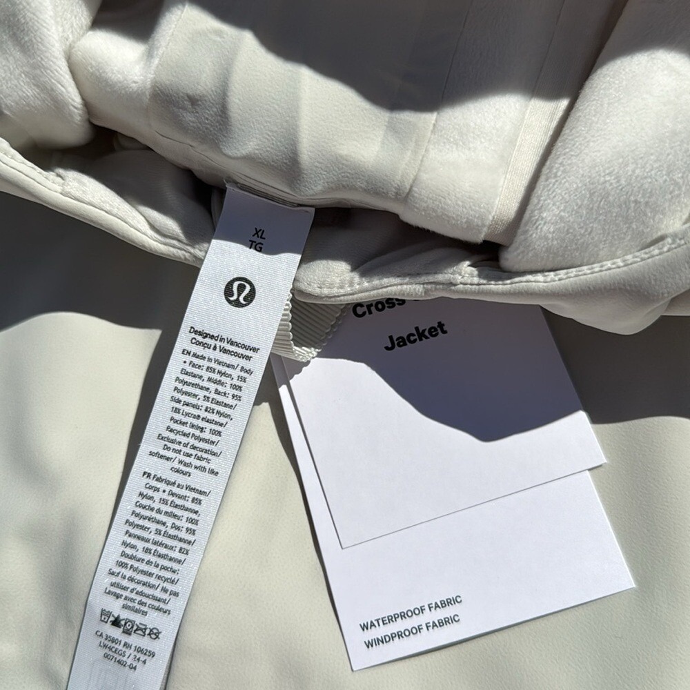 Lululemon Womens Cross Chill Performance Jacket Bone size XL NWT - Picture 7 of 11